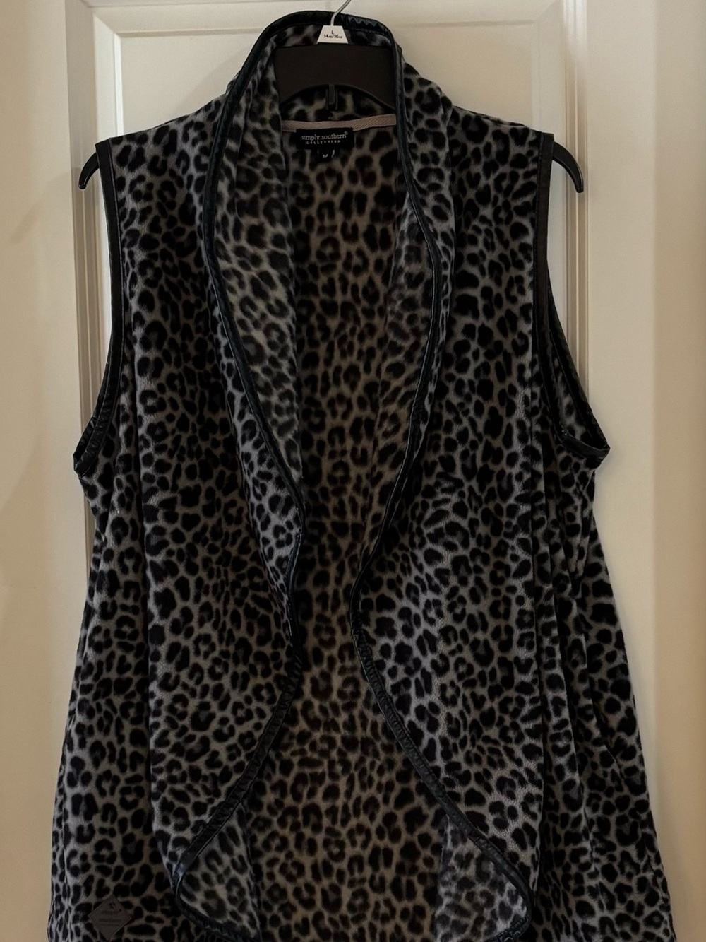 Simply Southern Black Leopard Print Sleeveless Open Vest Pockets
